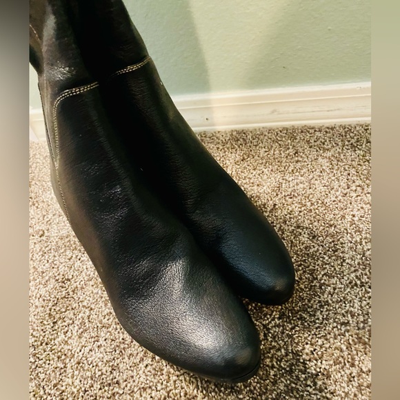 EUC Cole Haan Nike Air Sierra Black Pebbled Leather Tall Heeled Boots - Picture 9 of 17